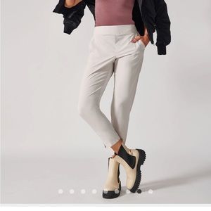 Athleta Brooklyn size 4 great condition